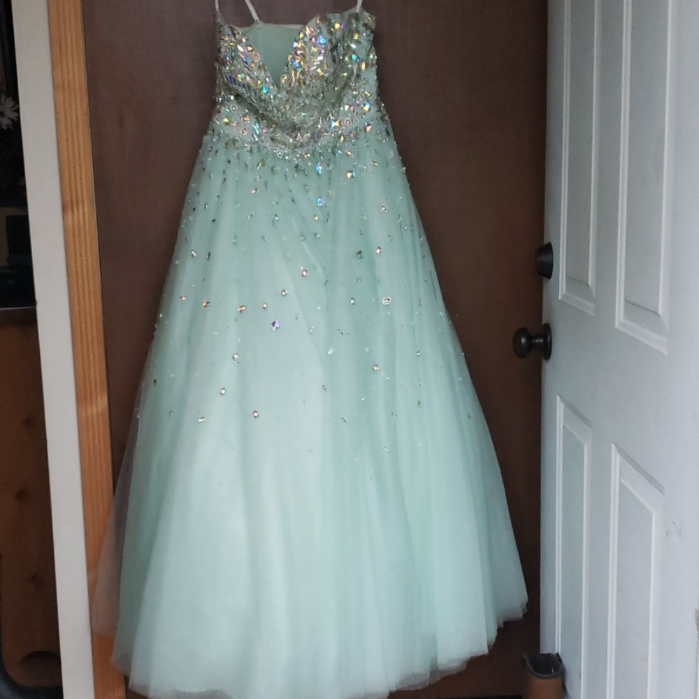 Prom/homecoming dress